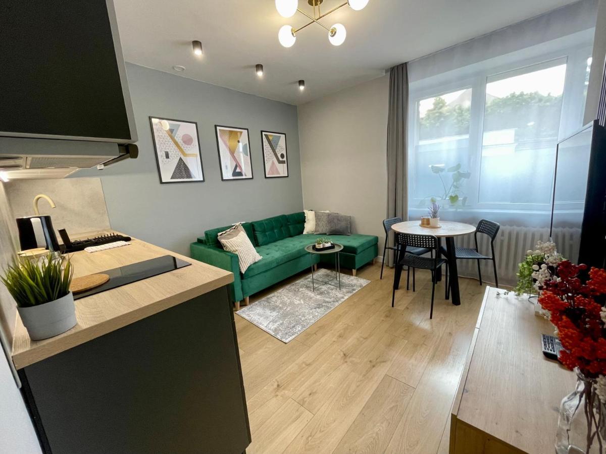 Przytulny Apartament Niedaleko Dworca Pkp Radom Exterior foto